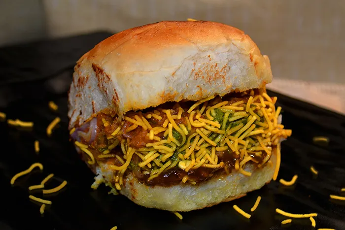 दाबेली ची रेसिपी | kacchi dabeli recipe marathi
